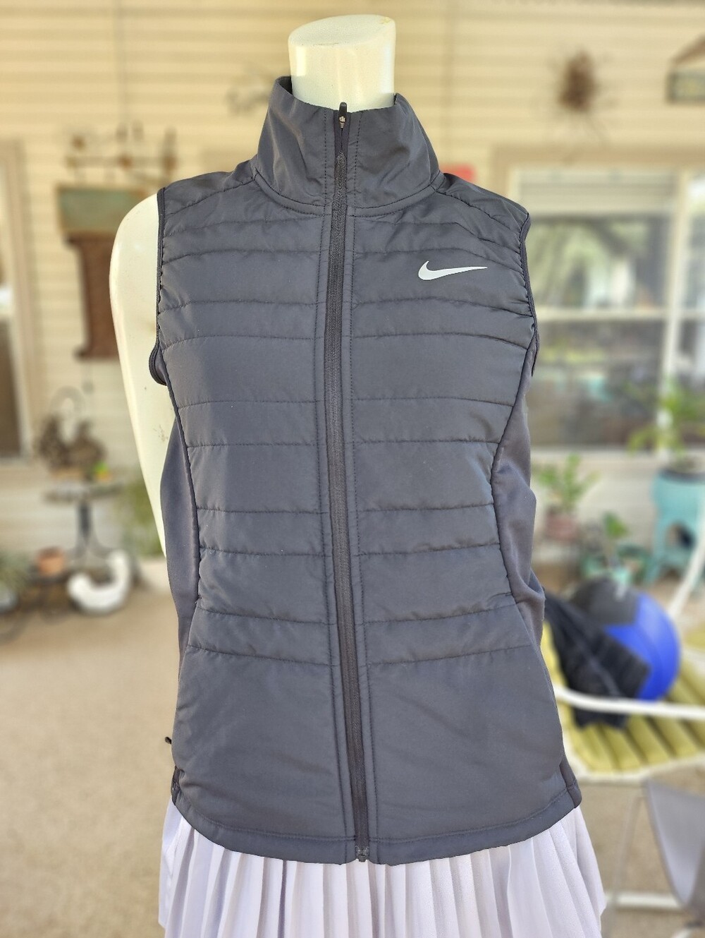 Nike Womens Running Vest Black Full Zip Lightweight Athletic Training Small